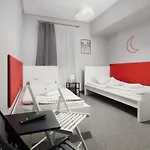 Vandrerhjem Moon *