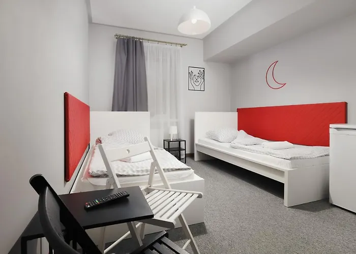 بيت شباب Moon New *